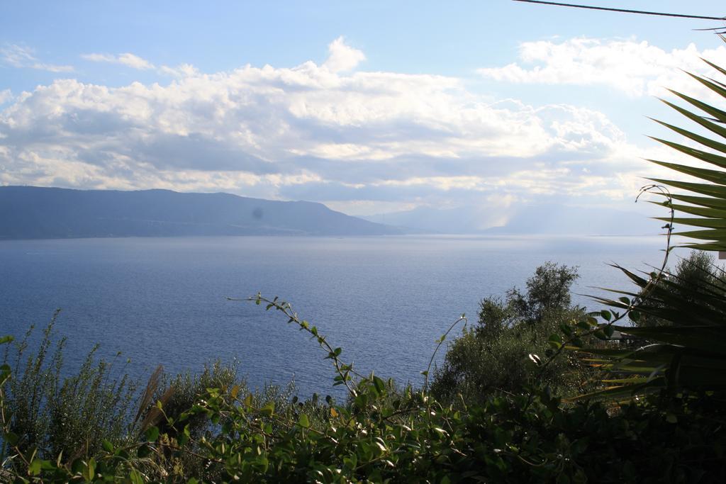 La Marinella Lägenhet Palmi Exteriör bild