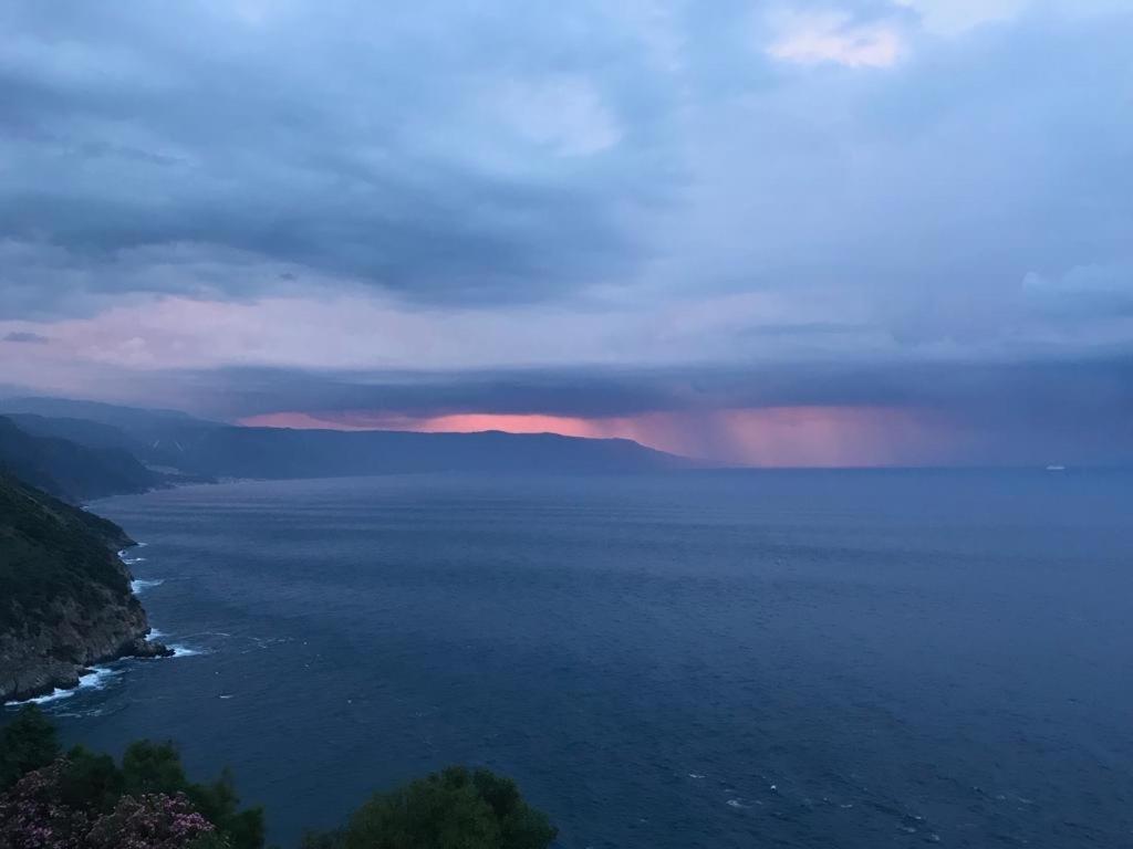 La Marinella Lägenhet Palmi Exteriör bild