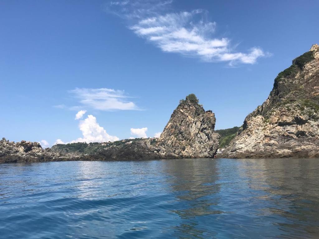 La Marinella Lägenhet Palmi Exteriör bild